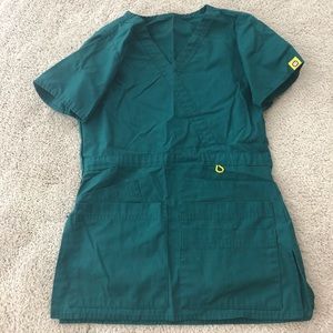 Wonderwink scrub top